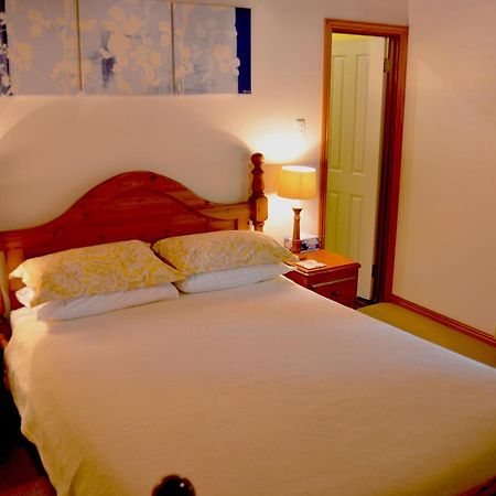 Rosemoore Bed & Breakfast Perth Ngoại thất bức ảnh