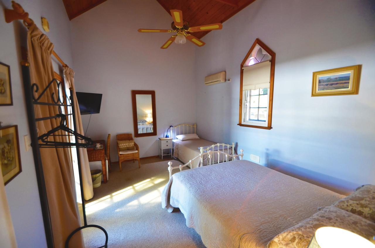 Rosemoore Bed & Breakfast Perth Ngoại thất bức ảnh